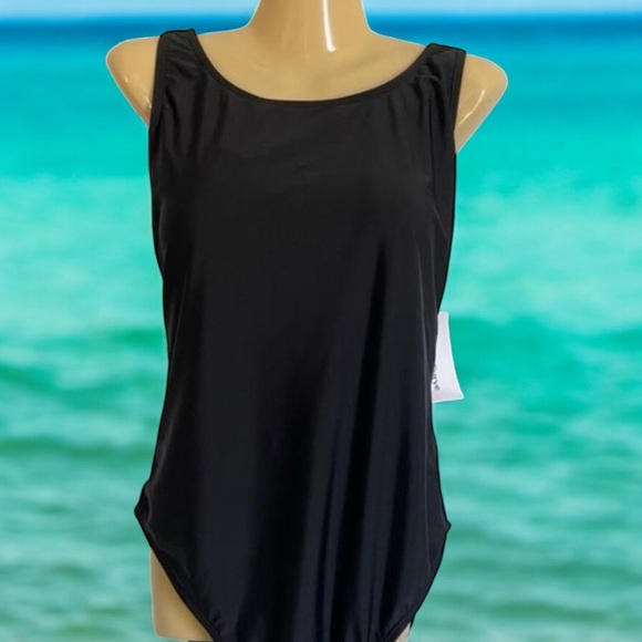 Meet.Curve Black Cross Back Swimsuit - Picture 1 of 10